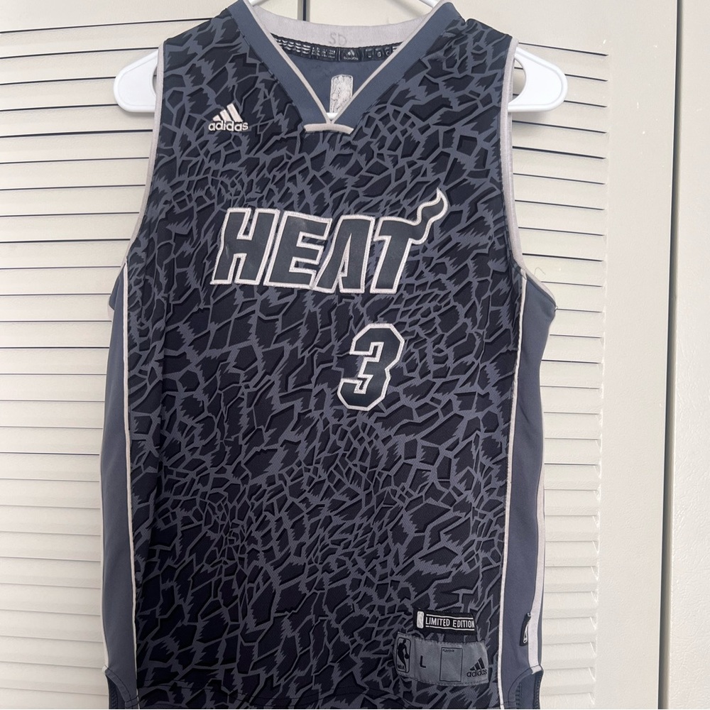 Adidas Miami heat boys large Dwyane Wade  jersey, limited edition print